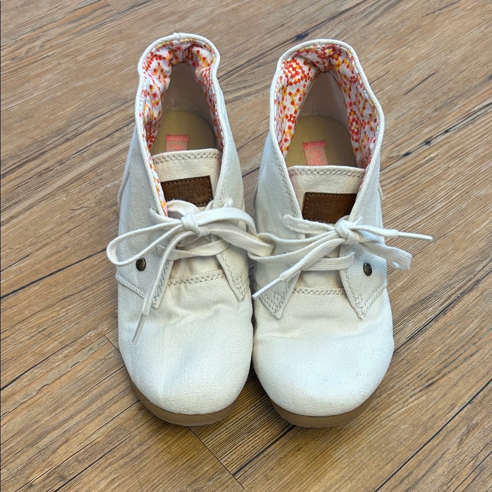 White Wedge Shoes Size 8